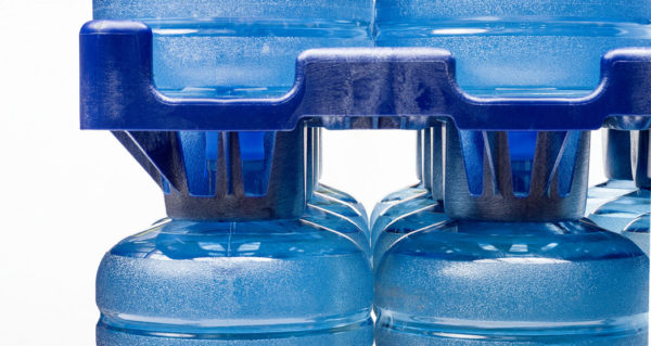 upright plastic water bottle storage for transportation